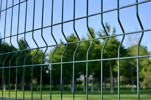Can 3D Wire Fences be installed on uneven ground?
